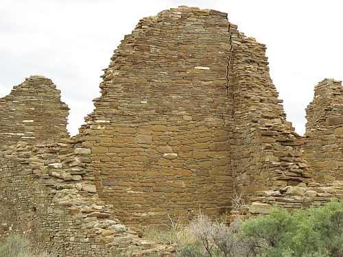 Bonito-Style Masonry atop McElmo-Style Masonry, Pueblo del Arroyo